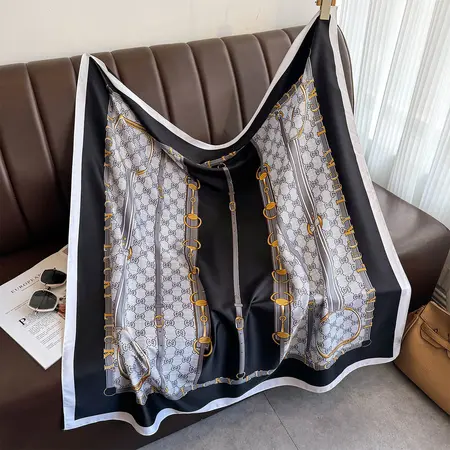 Silk Printed Scarf Shawl – 90 × 90 cm detail