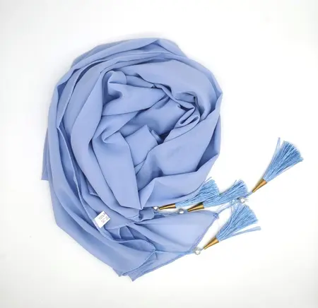 Chiffon Fringed Hijab – 70 × 175 cm detail