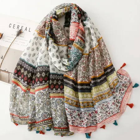 Geometric Fringed Scarf Shawl – 180 × 88 cm
