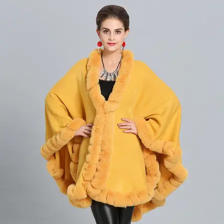 Knit Poncho – 80 × 180cm detail
