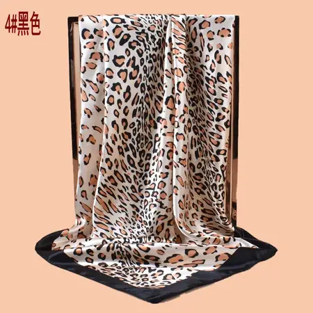 Leopard Print Printed Scarf Shawl – 90 × 90 cm detail
