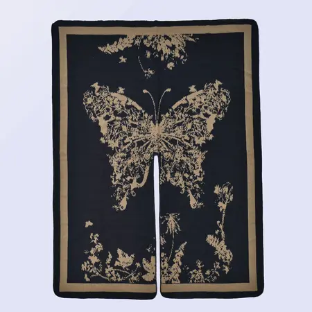 Jacquard Knit Vintage Poncho – 130 × 150 cm detail