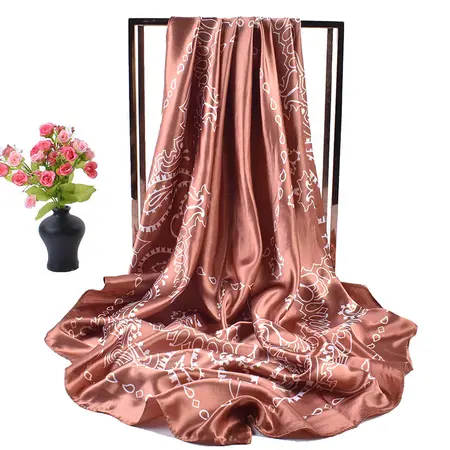 Floral Scarf Shawl – 90 × 90 cm detail