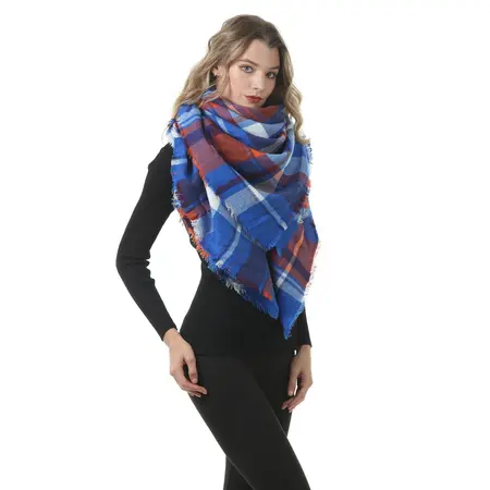 Women's Faux Cashmere Plaid Reversible Scarf Shawl – 140 × 140 cm detail