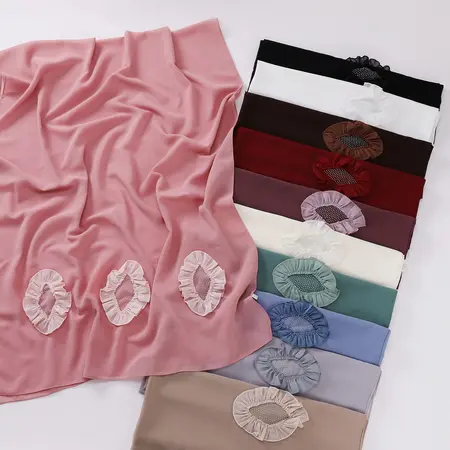 Chiffon Pleated Hijab detail