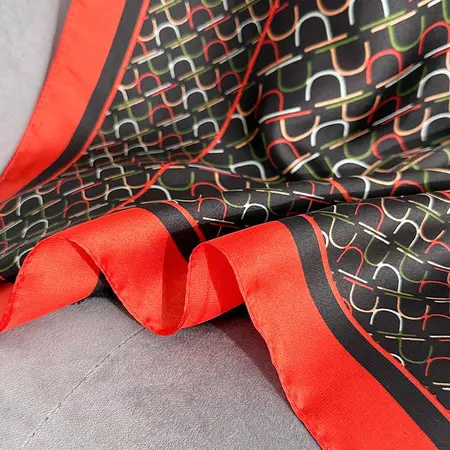 Silk Geometric Scarf Shawl – 90 × 180cm detail