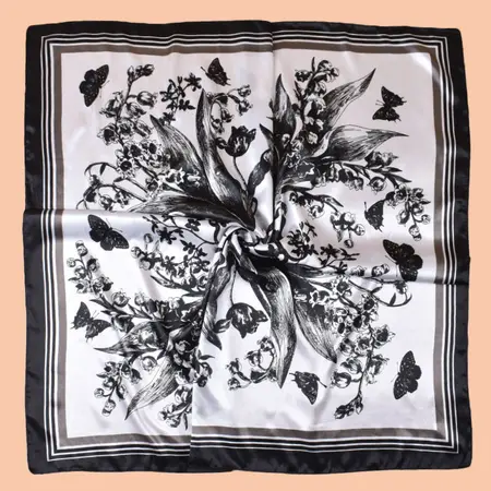 Printed Scarf Shawl – 90 × 90 cm detail