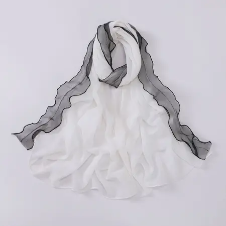 Chiffon Headscarf – 70 × 170 cm detail