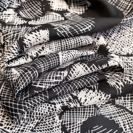 Floral Lightweight Scarf Shawl – 90 × 90 cm detail