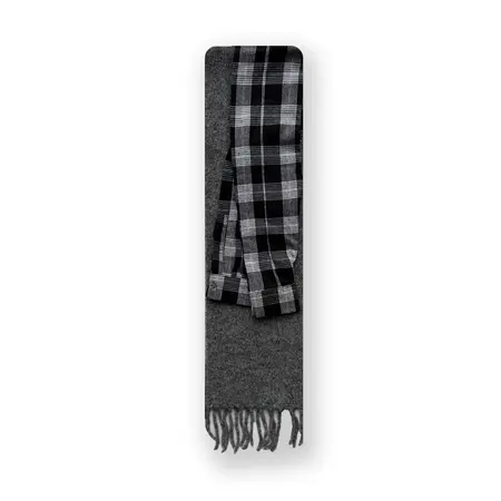 Wool Blend Plaid Fringed Scarf Shawl – 160 × 20 cm detail