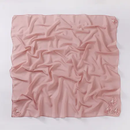 Chiffon Hijab – 90 × 90 cm detail
