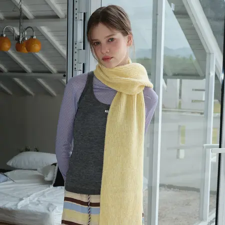 Women's 35% Wool Solid Color Scarf Shawl – 160 × 20 cm detail
