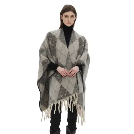 Jacquard Scarf Shawl – 165 × 125 cm detail