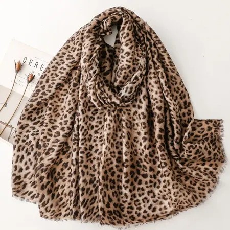 Silk Leopard Print Printed Scarf Shawl – 180 × 88 cm detail