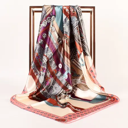 Silk Scarf Shawl – 90 × 90 cm detail