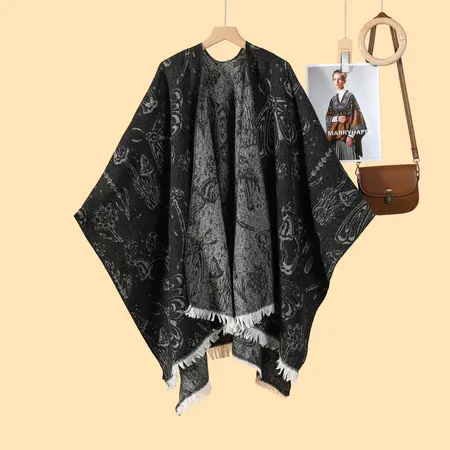 Jacquard Knit Fringed Reversible Poncho – 130 × 150 cm detail