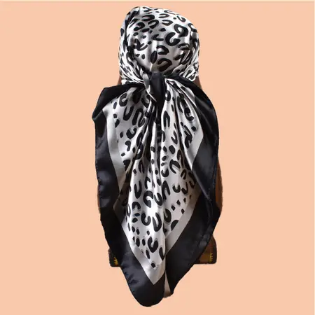 Leopard Print Printed Scarf Shawl – 90 × 90 cm