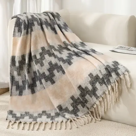 Jacquard Fringed Scarf Shawl – 165 × 125 cm + 12 cm fringe detail
