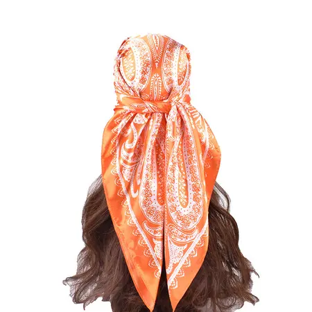 Vintage Scarf Shawl – 90 × 90 cm detail