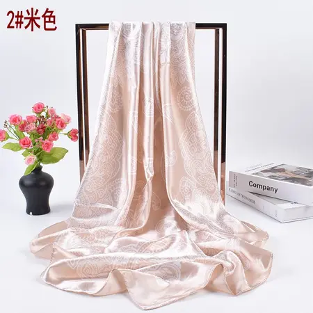 Floral Scarf Shawl – 90 × 90 cm detail