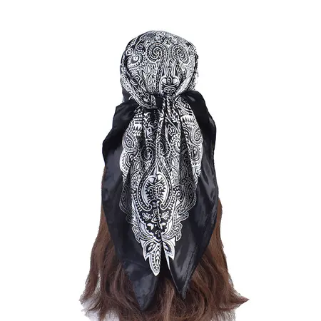 Floral Scarf Shawl – 90 × 90 cm