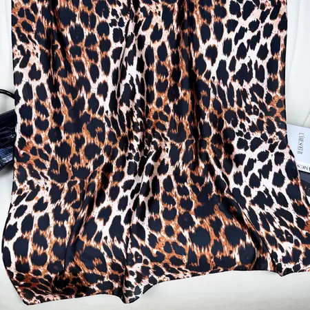 Leopard Print Printed Scarf Shawl – 90 × 180cm detail