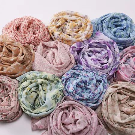 Chiffon Floral Printed Hijab detail