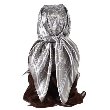 Silk Paisley Printed Vintage Scarf Shawl – 90 × 90 cm detail