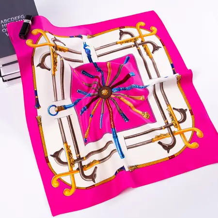 Printed Scarf Shawl – 60 × 60 cm detail