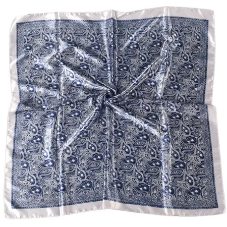 Silk Paisley Scarf Shawl – 90 × 90 cm detail