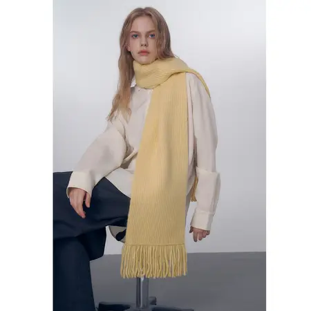 Solid Color Knit Fringed Scarf Shawl – 200 × 24 cm detail