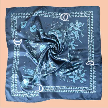 Floral Scarf Shawl – 90 × 90 cm detail