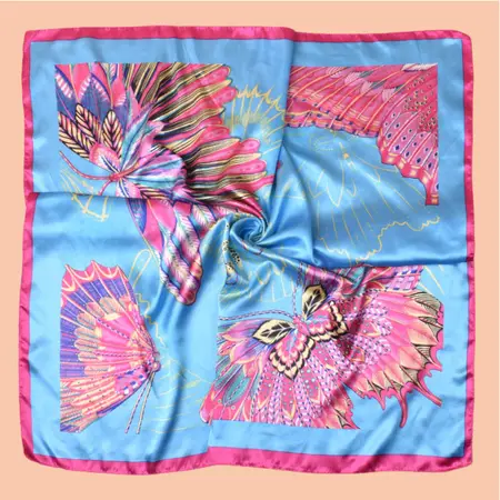 Scarf Shawl – 90 × 90 cm detail
