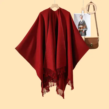 Women's Jacquard Fringed Poncho – 130 × 150 cm detail