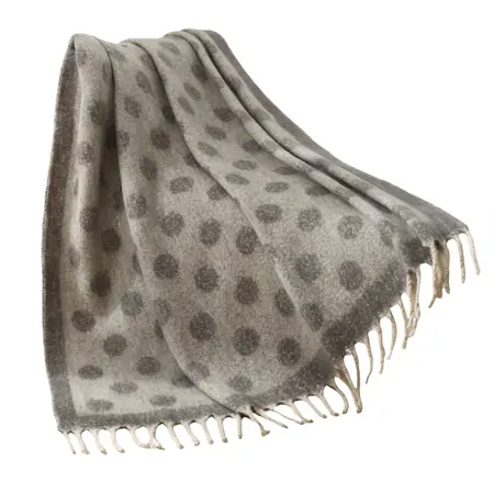 Scarf Shawl – 165 × 125 cm detail