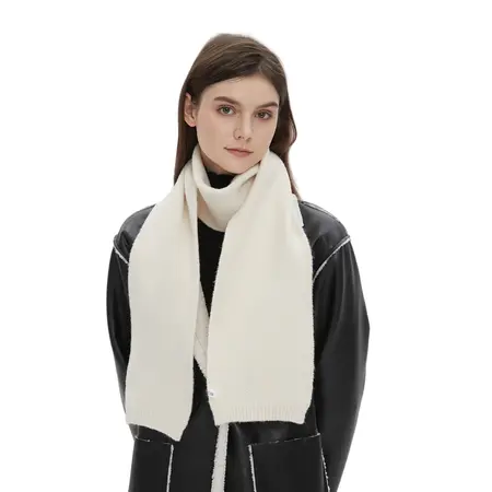 Unisex Solid Color Knit Scarf – 155 × 18 cm detail