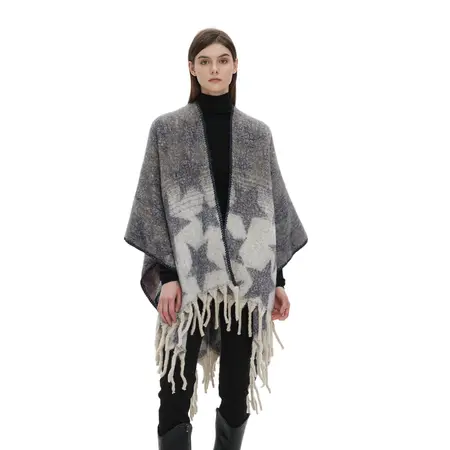Jacquard Fringed Poncho – 165 × 125 cm + 12 cm fringe detail