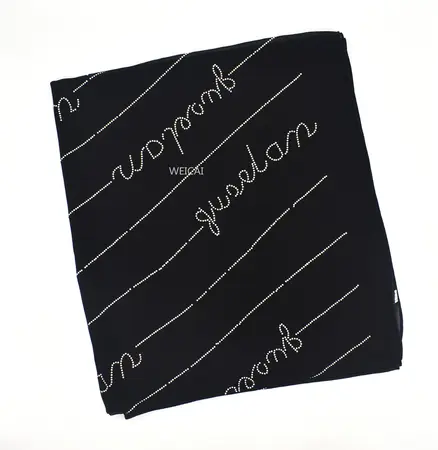 Women's Scarf Shawl – 70 × 170 cm detail