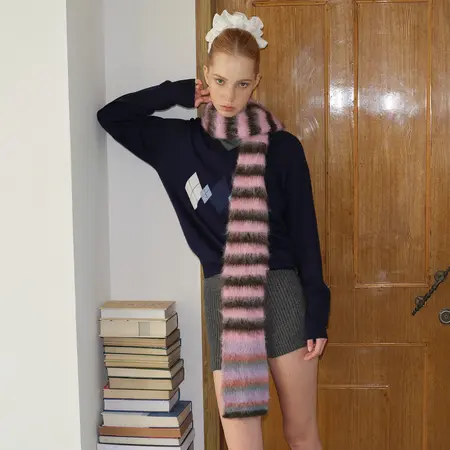 Striped Knit Scarf Shawl – 180 × 12 cm detail