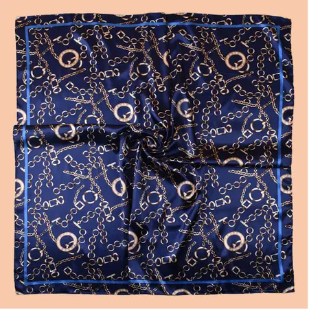 Printed Vintage Scarf Shawl – 90 × 90 cm detail