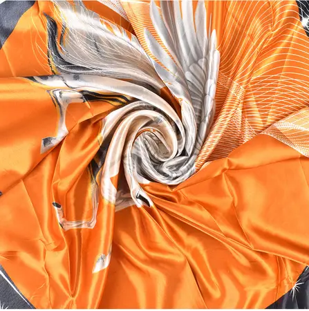 Printed Scarf Shawl – 90 × 90 cm detail