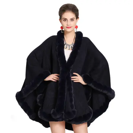 Knit Poncho – 80 × 180cm detail