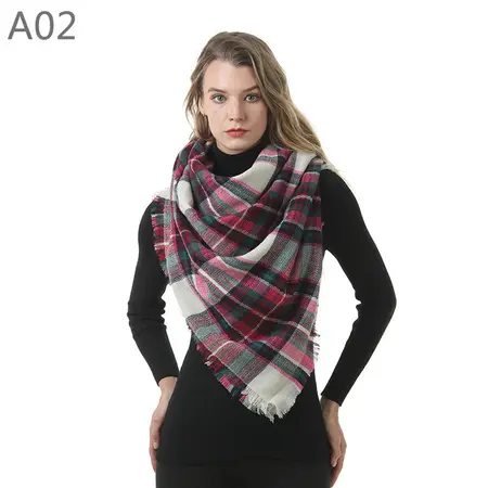 Faux Cashmere Plaid Scarf Shawl – 140 × 140 cm detail