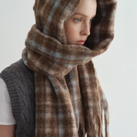 Women's Wool Blend Plaid Fringed Scarf Shawl – 220 × 40 cm detail