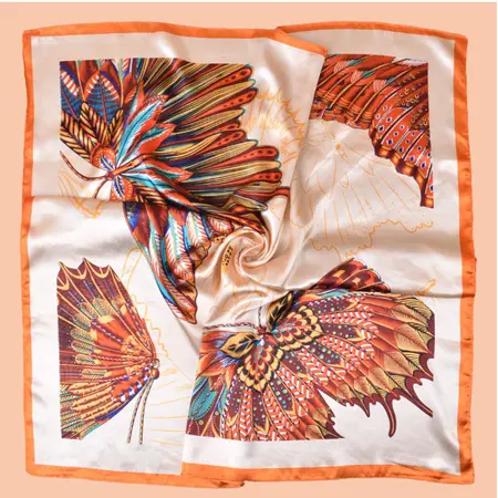 Scarf Shawl – 90 × 90 cm detail