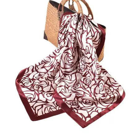 Silk Vintage Scarf Shawl – 90 × 90 cm detail