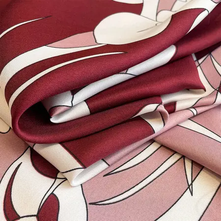 Scarf Shawl – 90 × 90 cm detail
