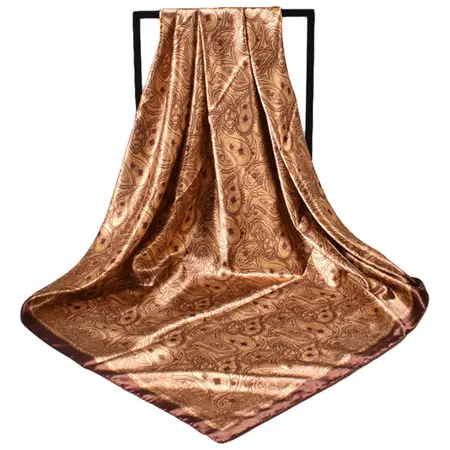 Silk Paisley Scarf Shawl – 90 × 90 cm detail