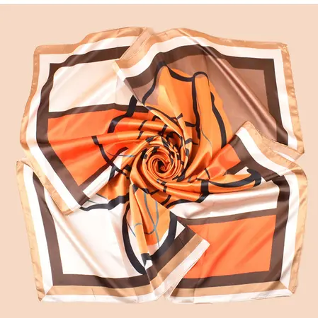 Silk Scarf Shawl – 90 × 90 cm detail