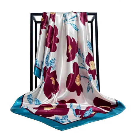 Floral Printed Vintage Headscarf – 90 × 90 cm detail